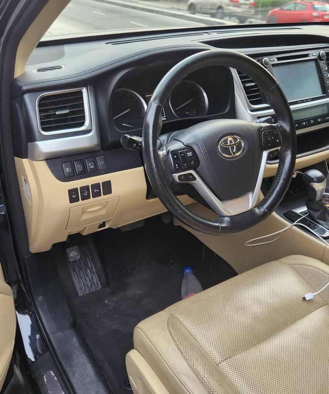 Thumbnail 11 of 2018 Toyota Highlander limited